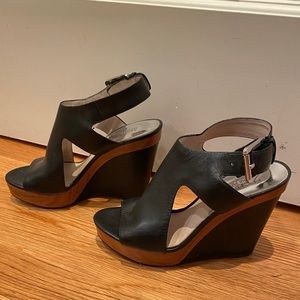 Michael Kors wedges size 6